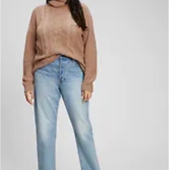 Gap Cable-Knit Turtleneck Sweater - Picture 4 of 4